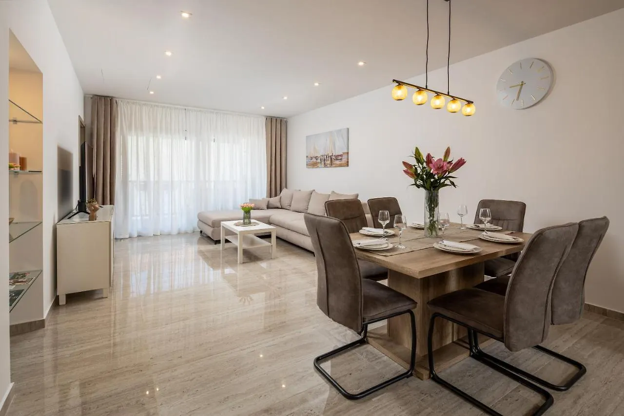 Apartment Apartman Mia Kastela