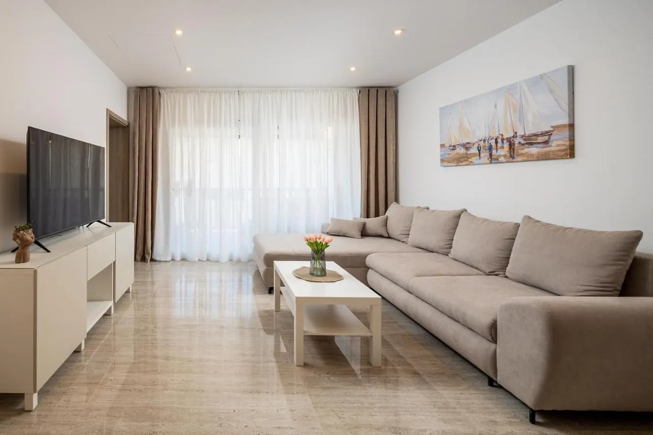 Apartman Mia Kastela 0*,  Croatia