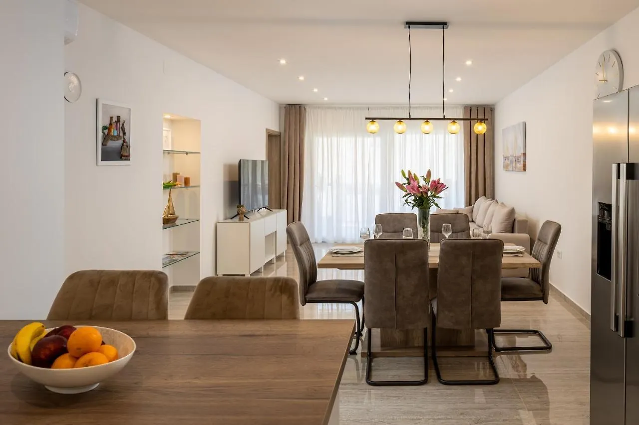 Apartman Mia Kastela Apartment